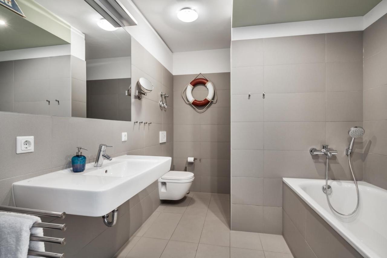 Apartmenthaus Hafenspitze Ap 5 - "Am Yachthafen 5" - Blickrichtung Offenes Meerstrandpromenade Eckernförde Zewnętrze zdjęcie